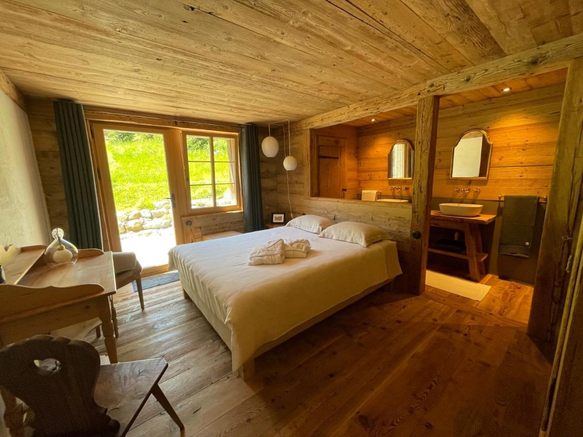 Alpen Charme - Chalet D'Hotes Et Spa Gsteig ภายนอก รูปภาพ
